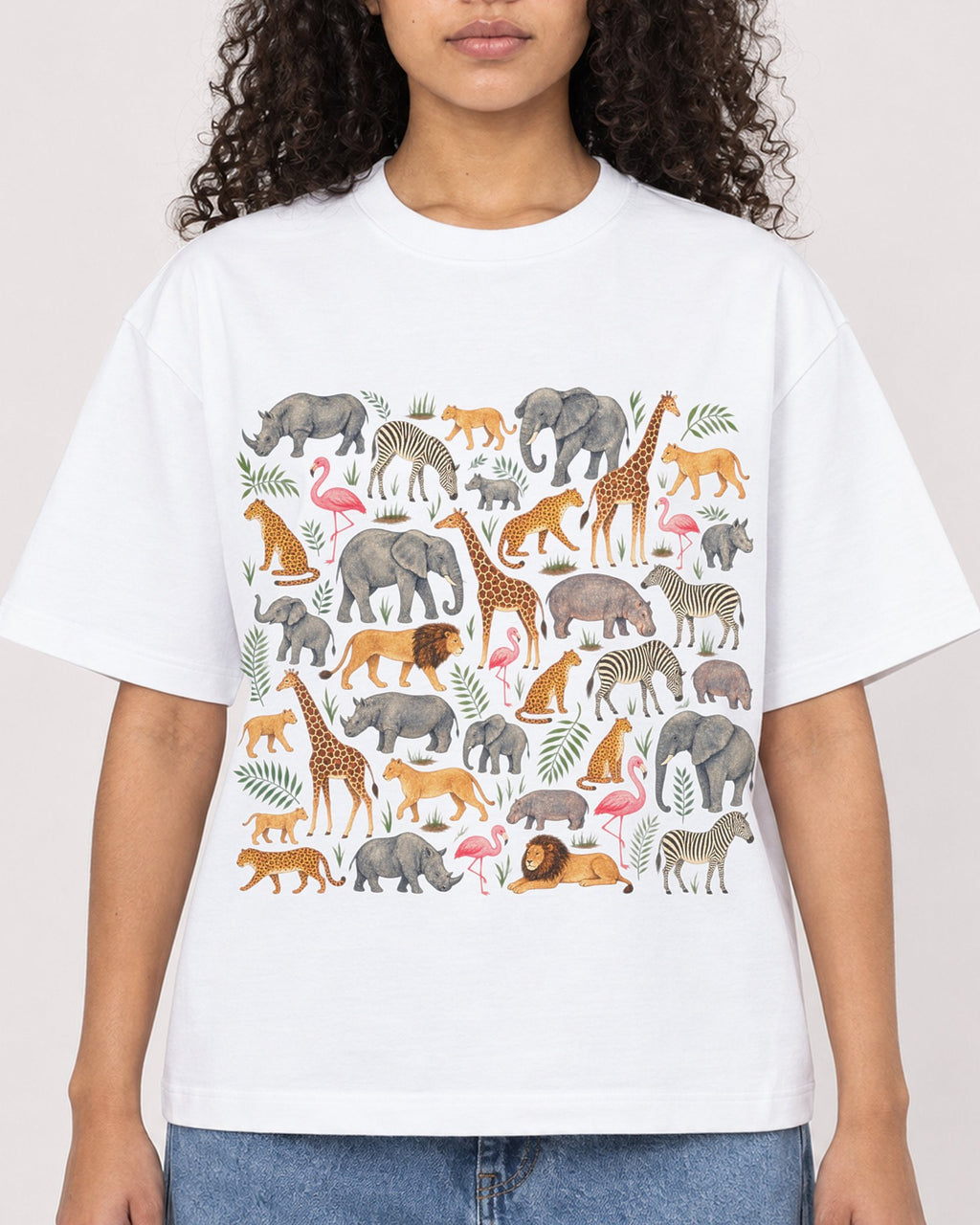 Mockup Boxy Heavyweight Tee White female close-up 10