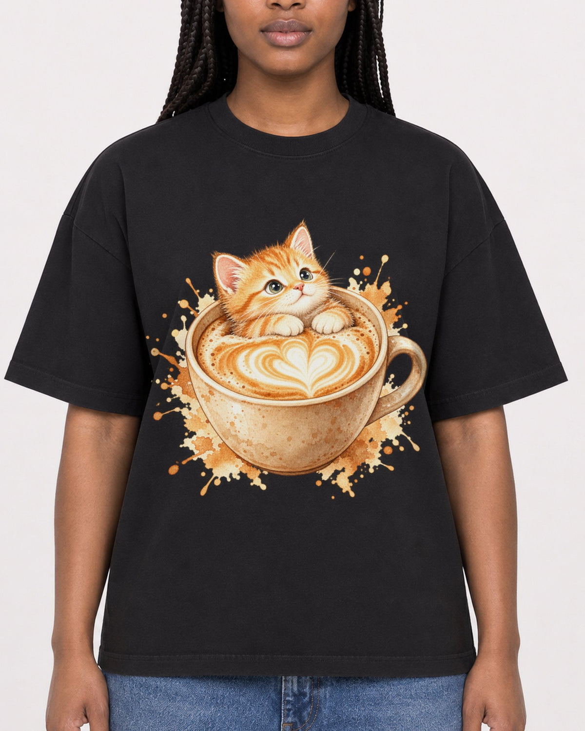 Mockup Boxy Heavyweight Tee Black female close-up 04