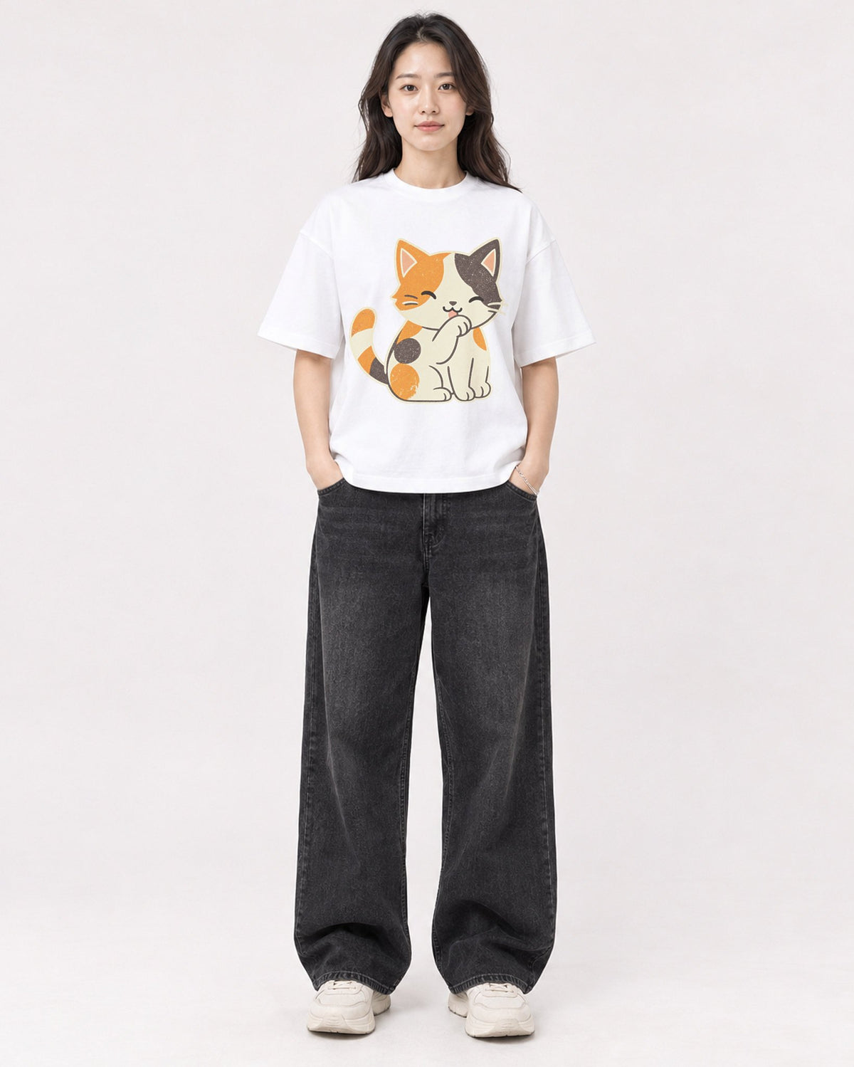 Mockup Boxy Heavyweight Tee White female full-body 03