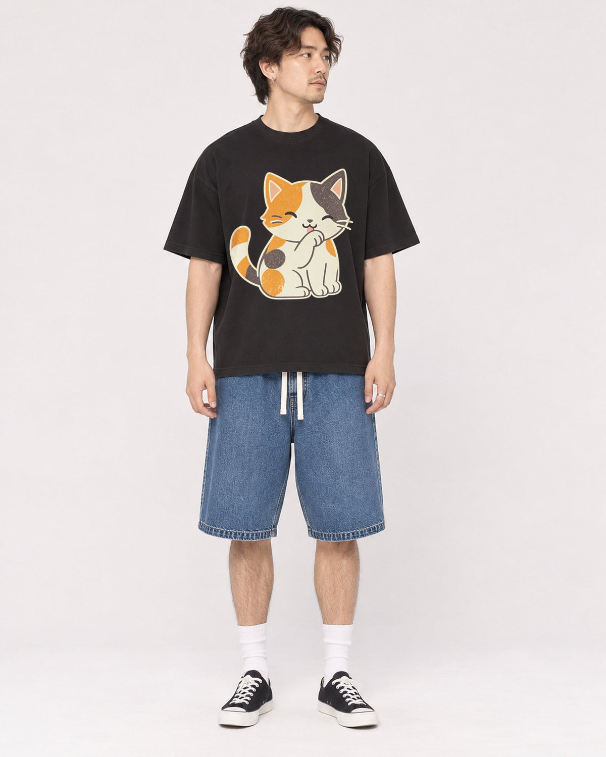 Mockup Boxy Heavyweight Tee Black male full-body 03