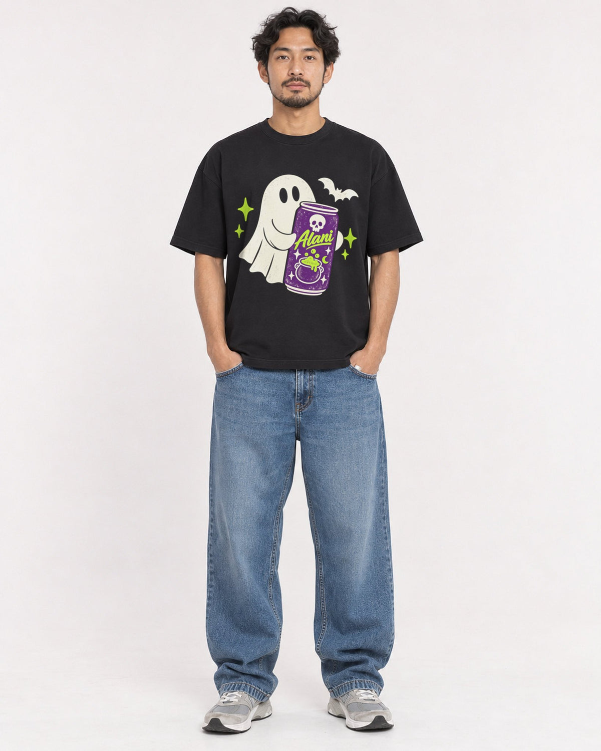 Mockup Boxy Heavyweight Tee Black male full-body 02