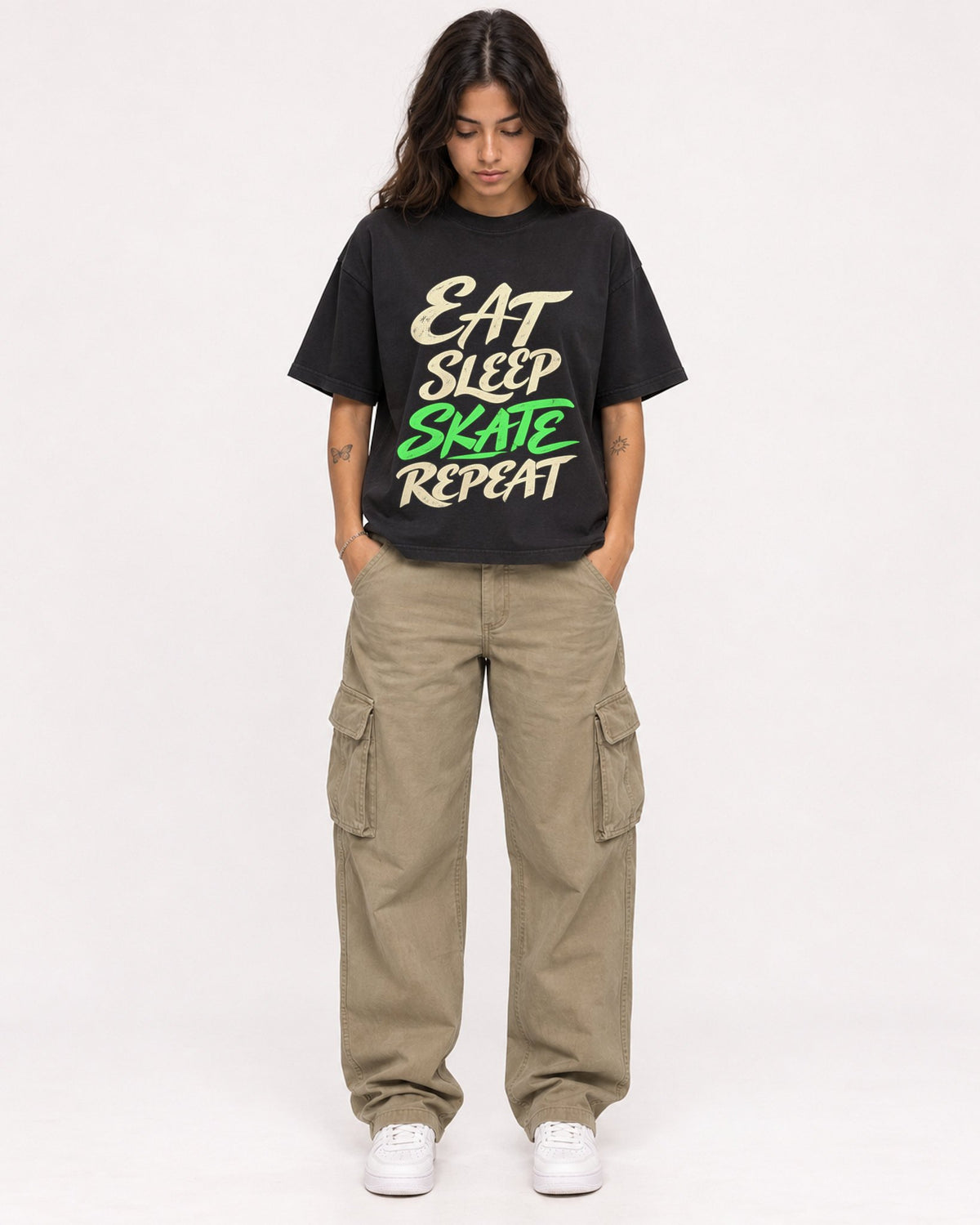 Mockup Boxy Heavyweight Tee Black female full-body 06