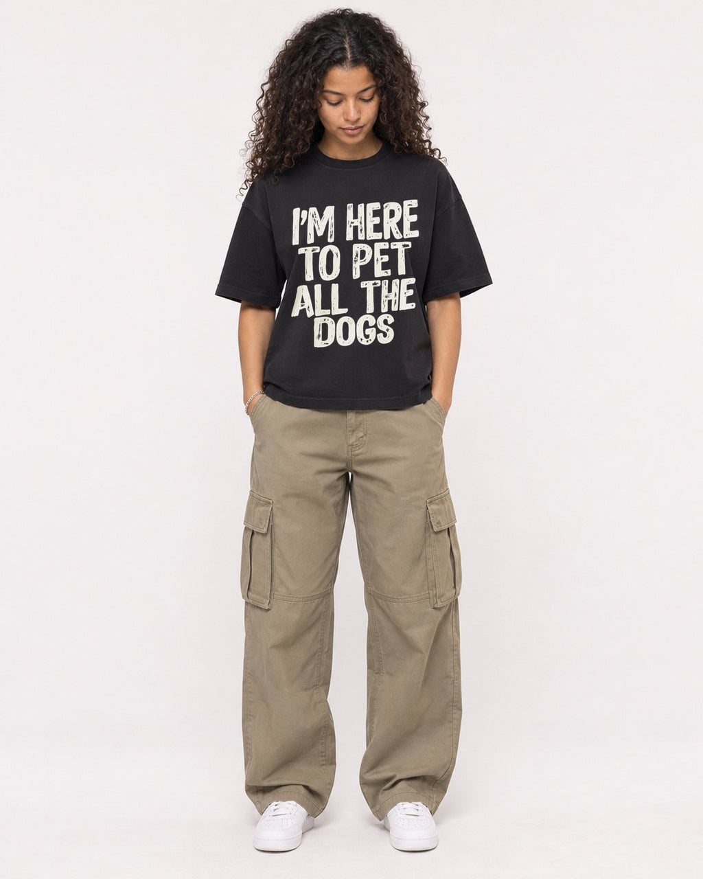 Mockup Boxy Heavyweight Tee Black female full-body 10