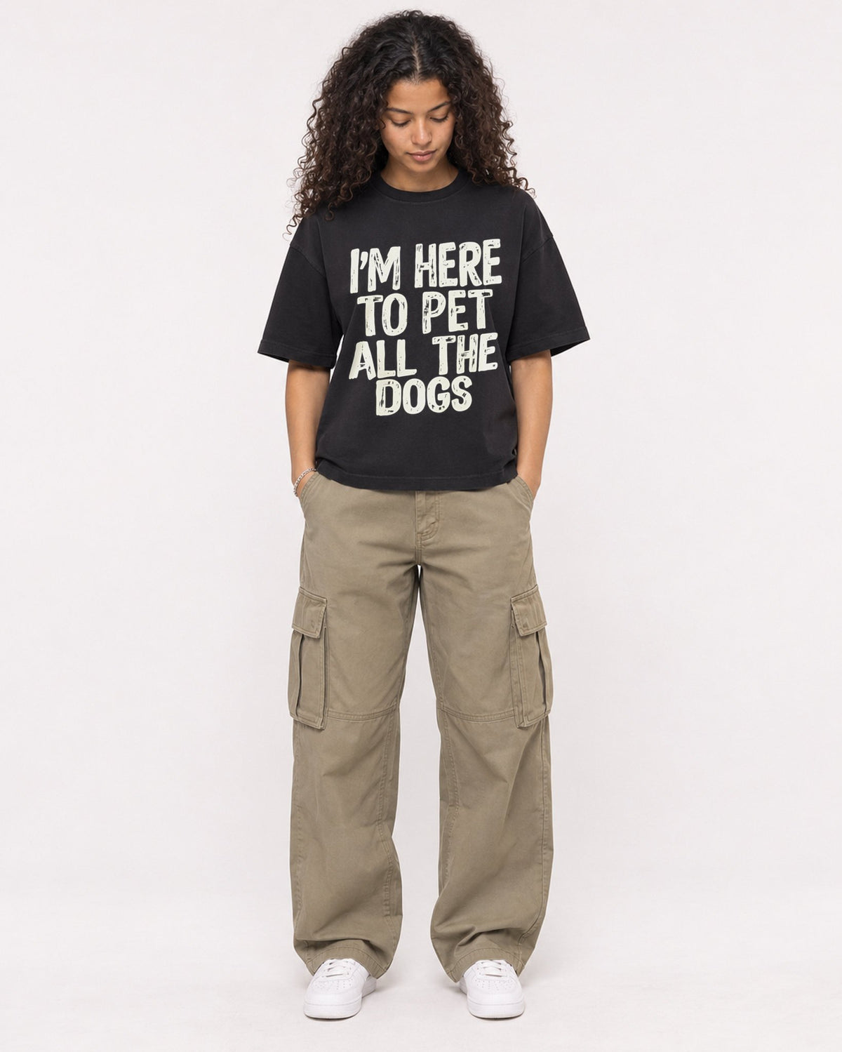 Mockup Boxy Heavyweight Tee Black female full-body 10