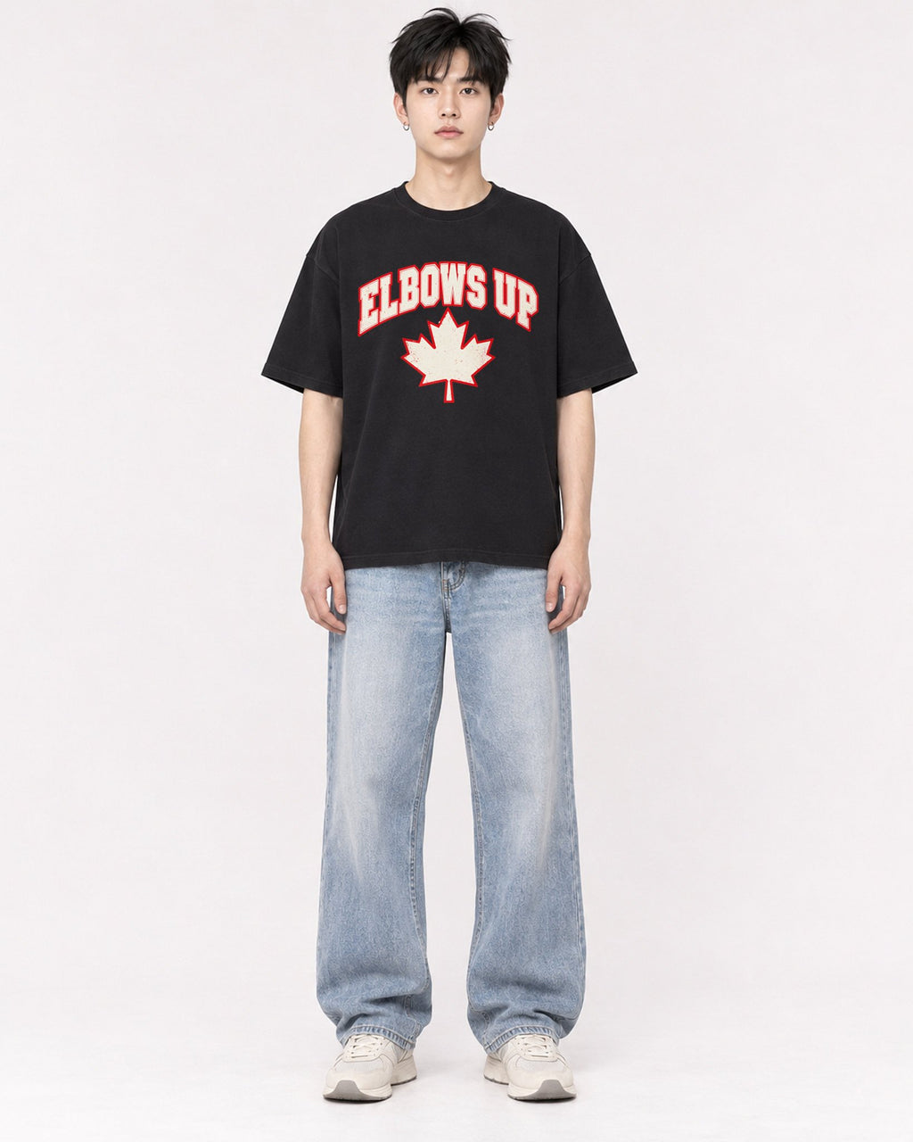Mockup Boxy Heavyweight Tee Black male full-body 01