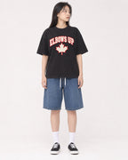 Mockup Boxy Heavyweight Tee Black female full-body 01