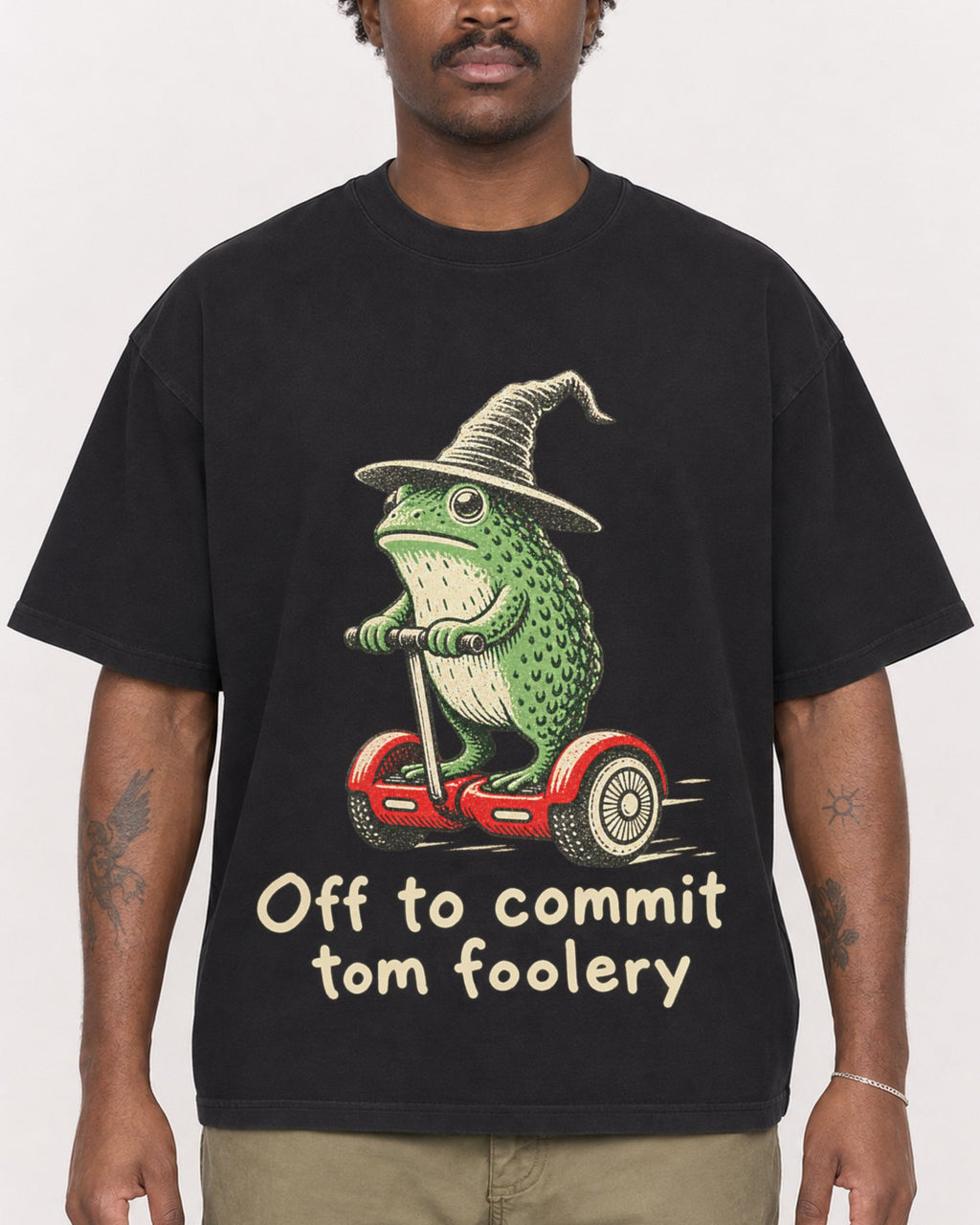Mockup Boxy Heavyweight Tee Black male close-up 24