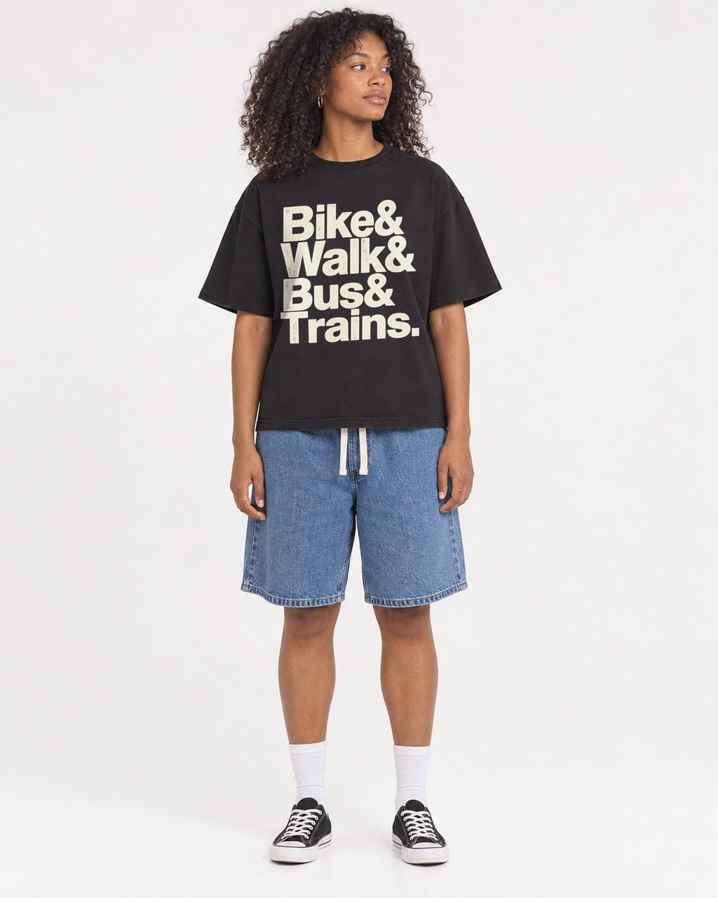 Mockup Boxy Heavyweight Tee Black female full-body 05