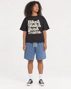 Mockup Boxy Heavyweight Tee Black female full-body 05