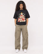 Mockup Boxy Heavyweight Tee Black female full-body 10
