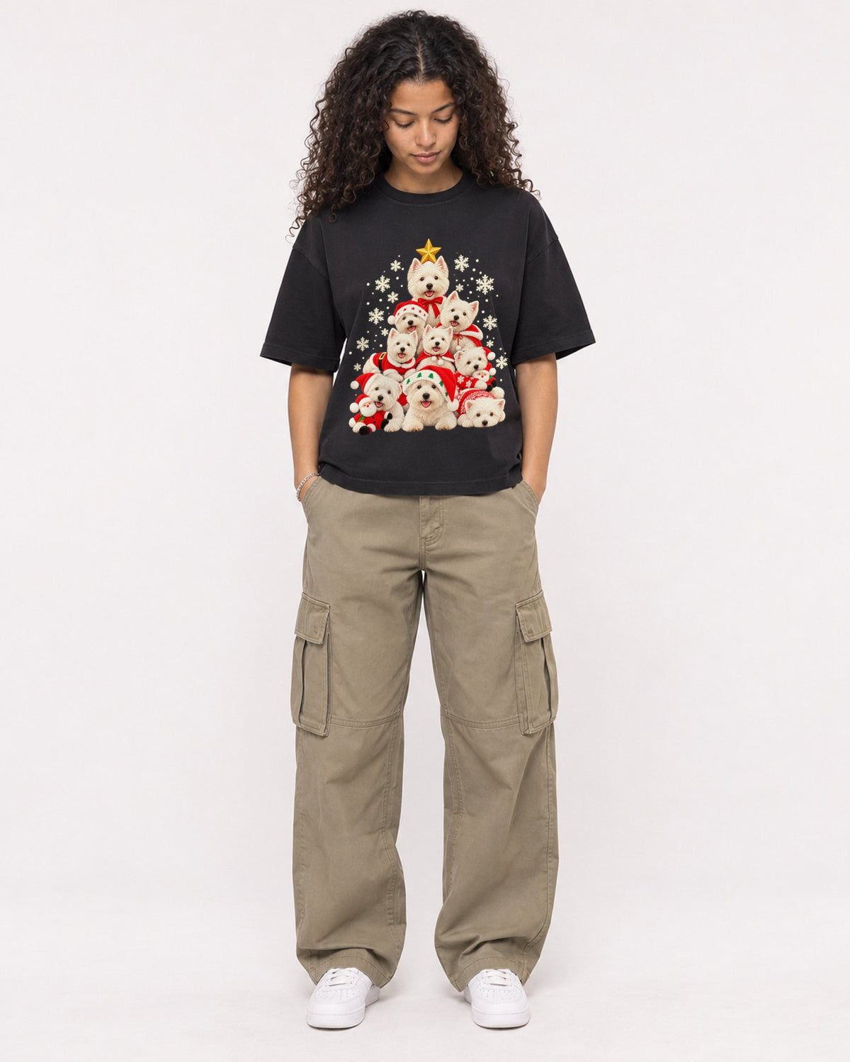 Mockup Boxy Heavyweight Tee Black female full-body 10