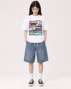 Mockup Boxy Heavyweight Tee White female full-body 01