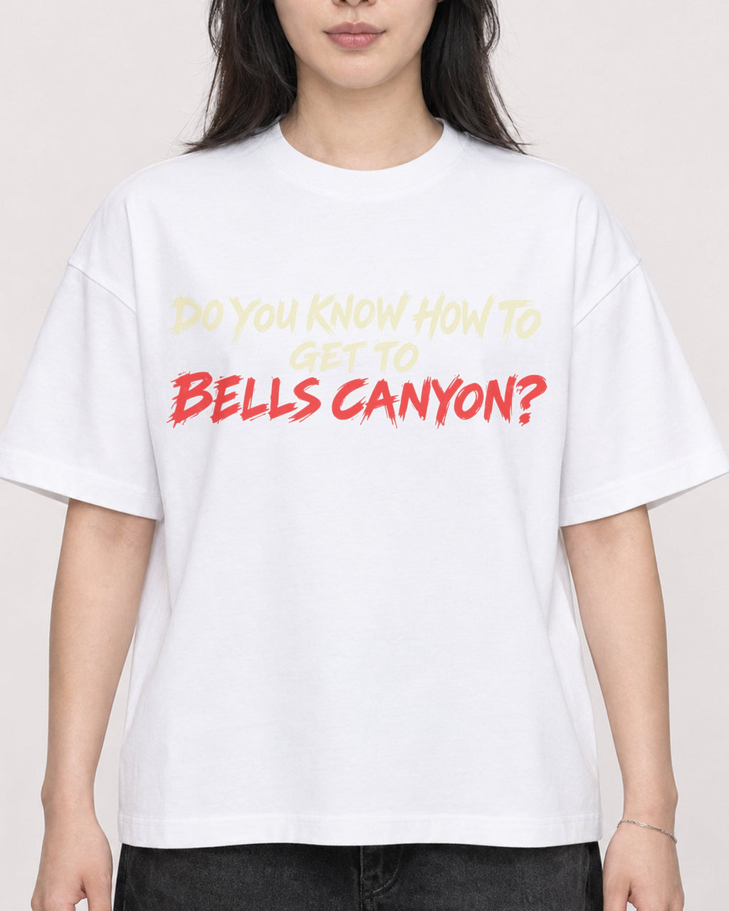 Mockup Boxy Heavyweight Tee White female close-up 13