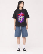 Mockup Boxy Heavyweight Tee Black female full-body 01