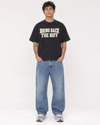 Mockup Boxy Heavyweight Tee Black male full-body 06