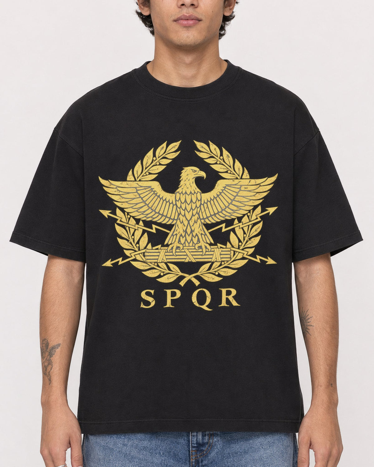 Mockup Boxy Heavyweight Tee Black male close-up 06