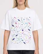 Mockup Boxy Heavyweight Tee White female close-up 08