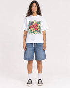 Mockup Boxy Heavyweight Tee White female full-body 06