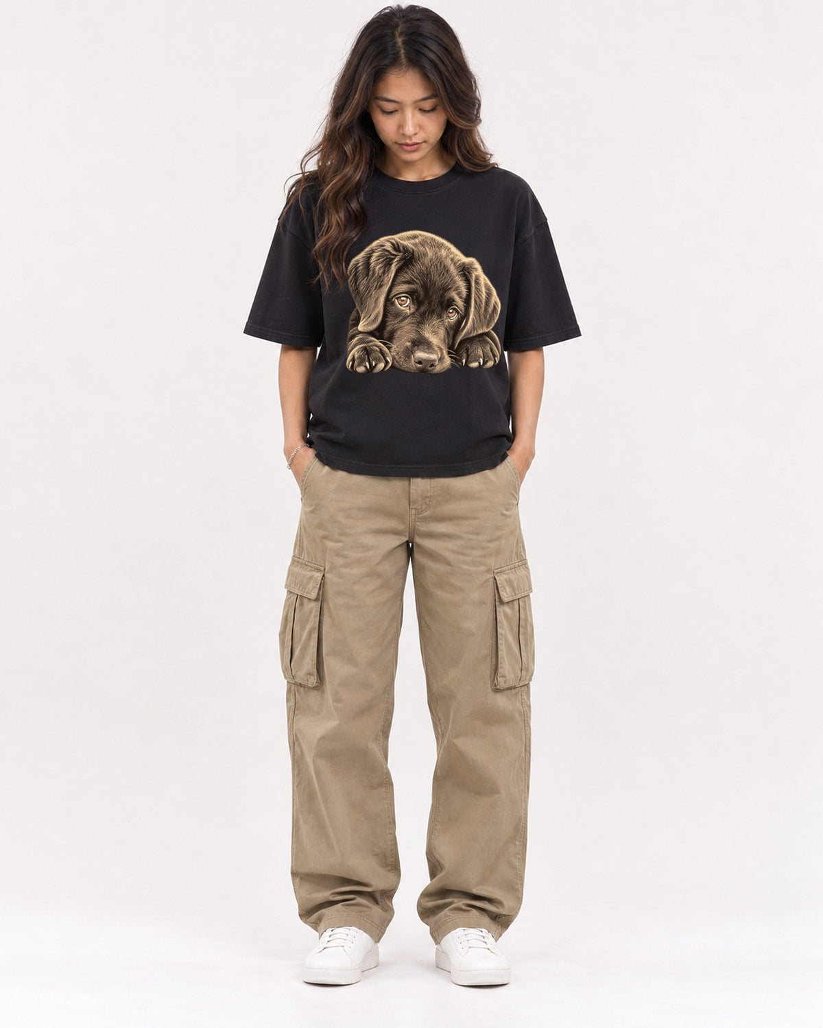 Mockup Boxy Heavyweight Tee Black female full-body 02