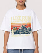 Mockup Boxy Heavyweight Tee White female close-up 16