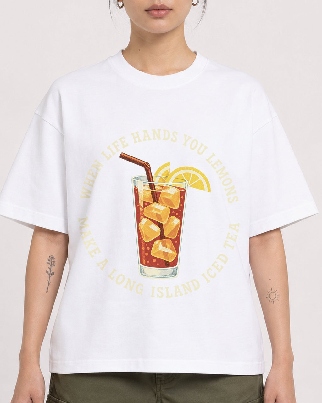 Mockup Boxy Heavyweight Tee White female close-up 12