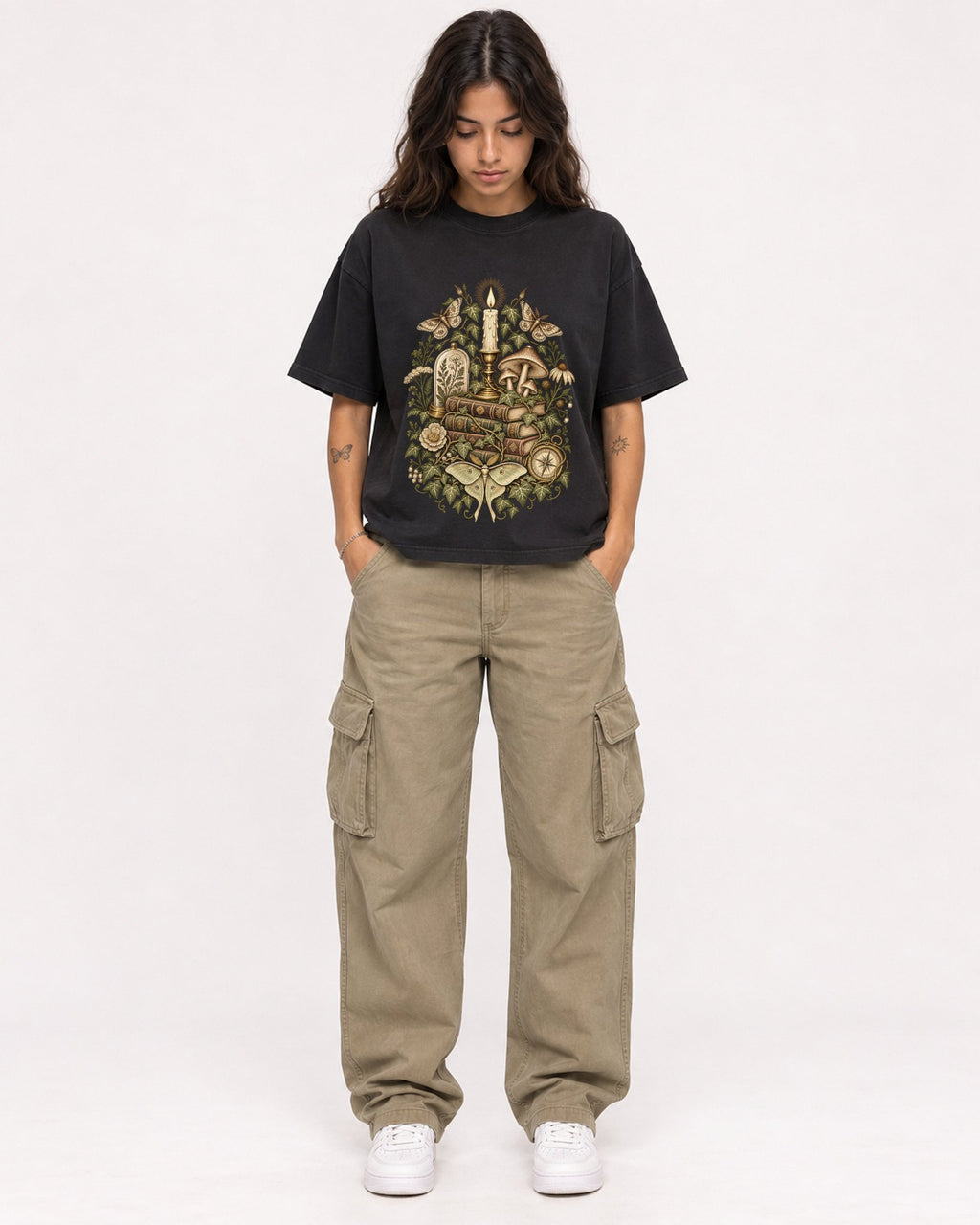 Mockup Boxy Heavyweight Tee Black female full-body 06