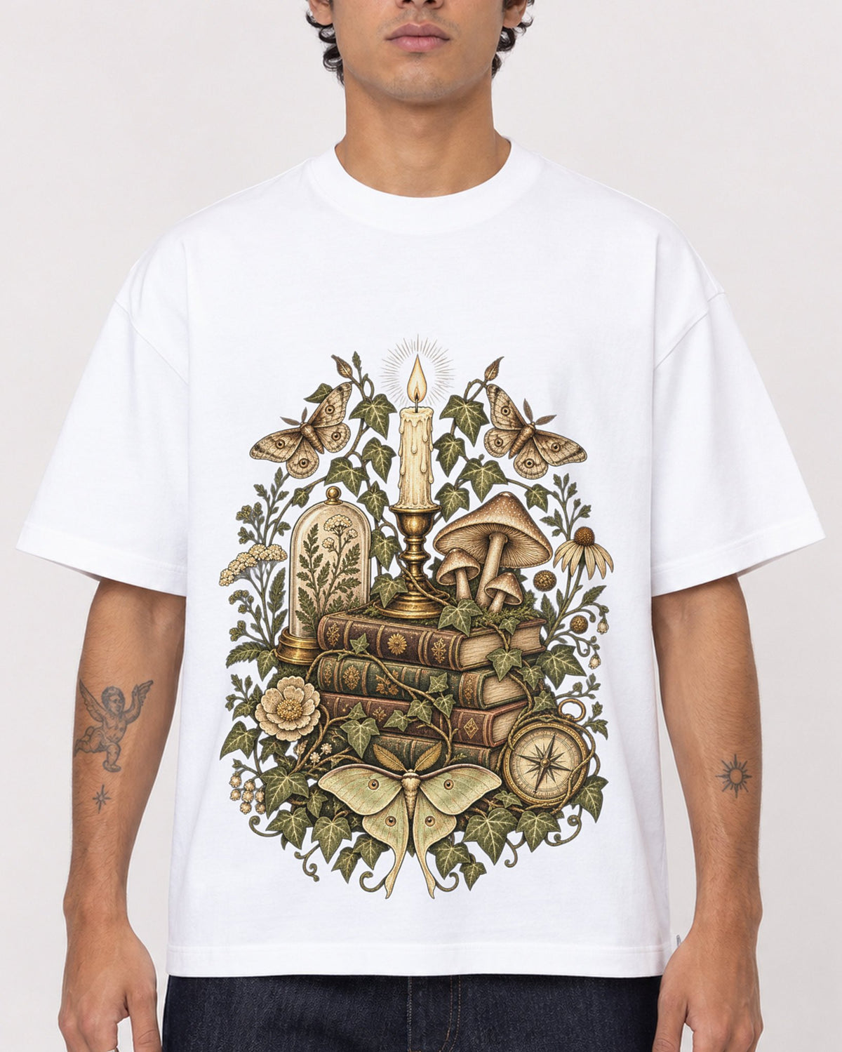 Mockup Boxy Heavyweight Tee White male close-up 06