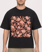 Mockup Boxy Heavyweight Tee Black male close-up 08
