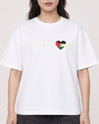Mockup Boxy Heavyweight Tee White female close-up 03