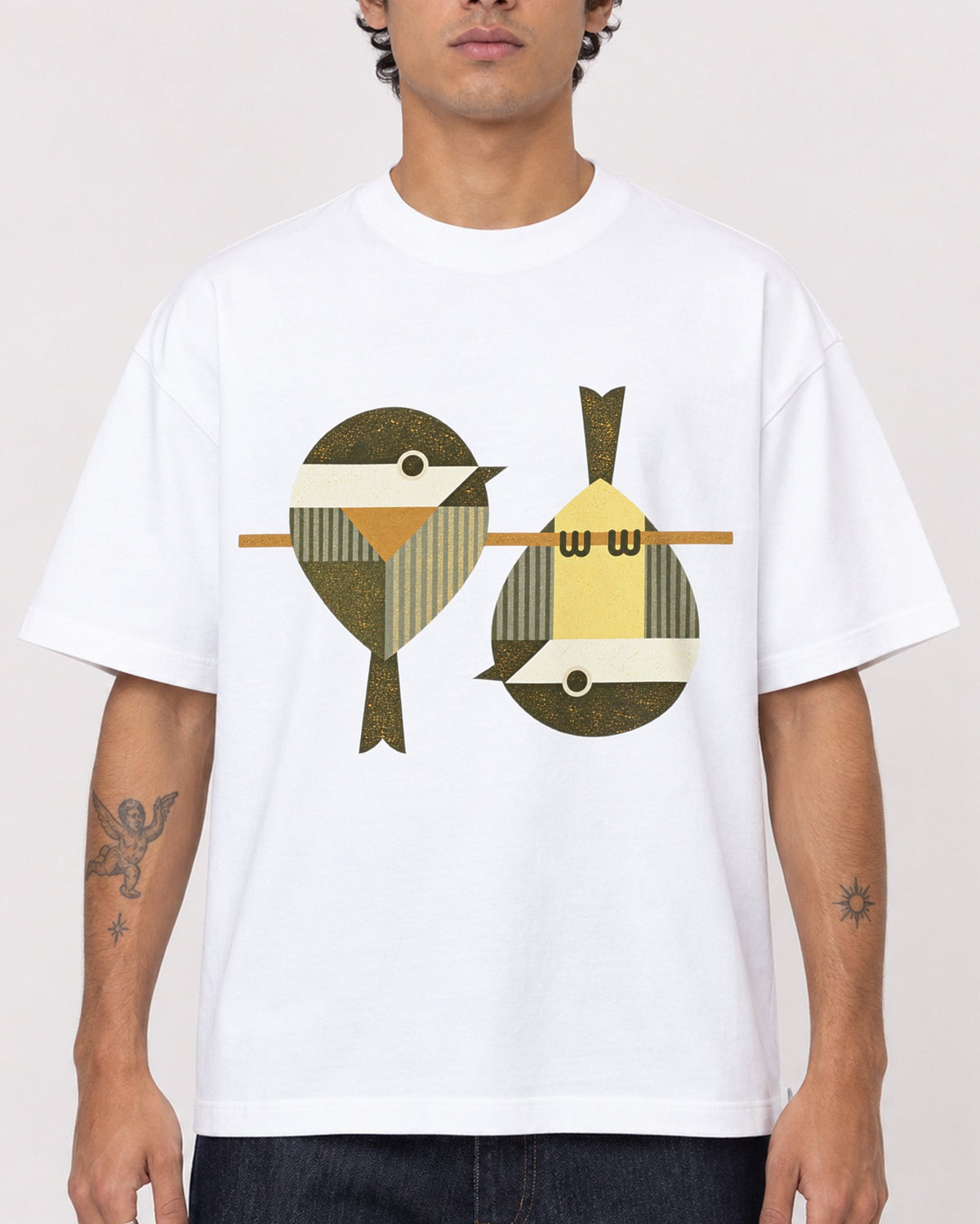 Mockup Boxy Heavyweight Tee White male close-up 06