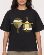 Mockup Boxy Heavyweight Tee Black female close-up 06