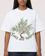 Mockup Boxy Heavyweight Tee White female close-up 04