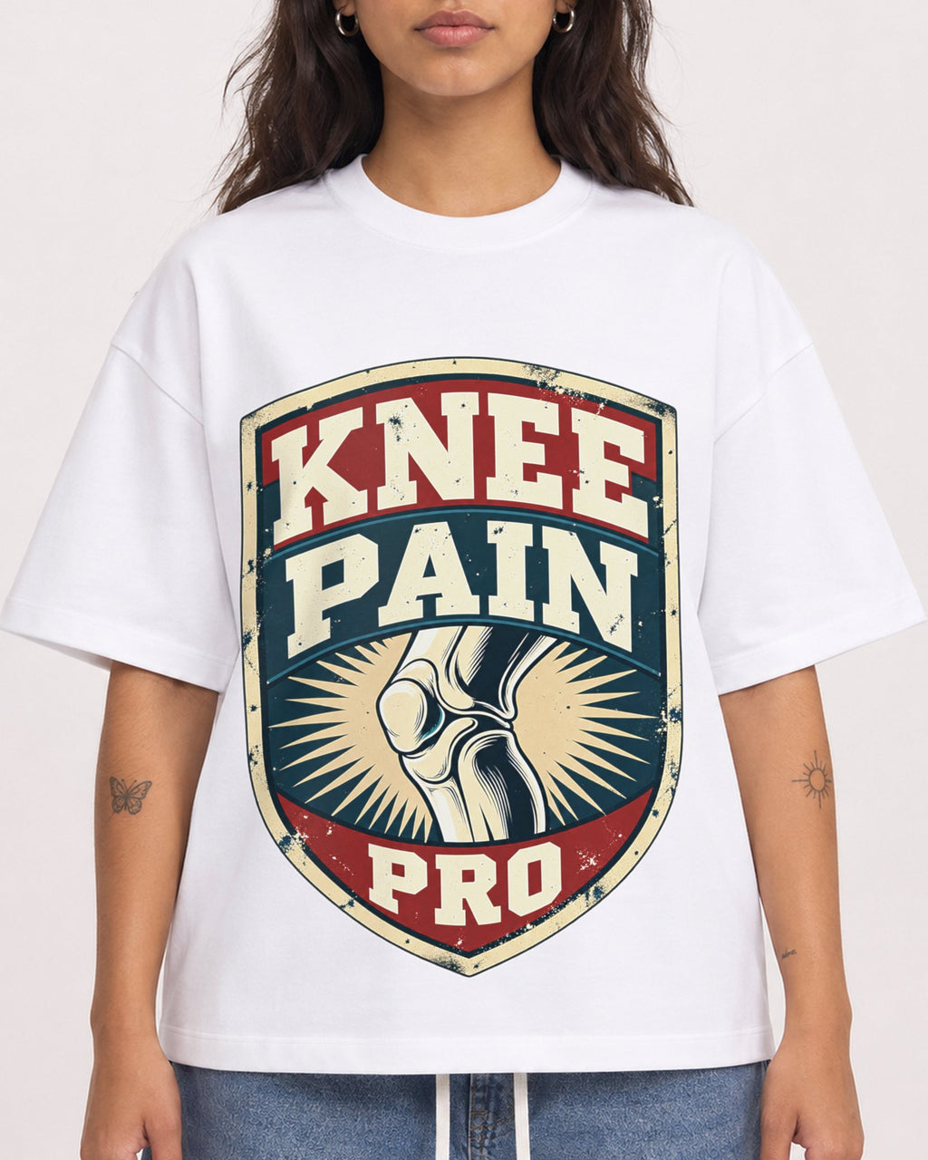 Mockup Boxy Heavyweight Tee White female close-up 06