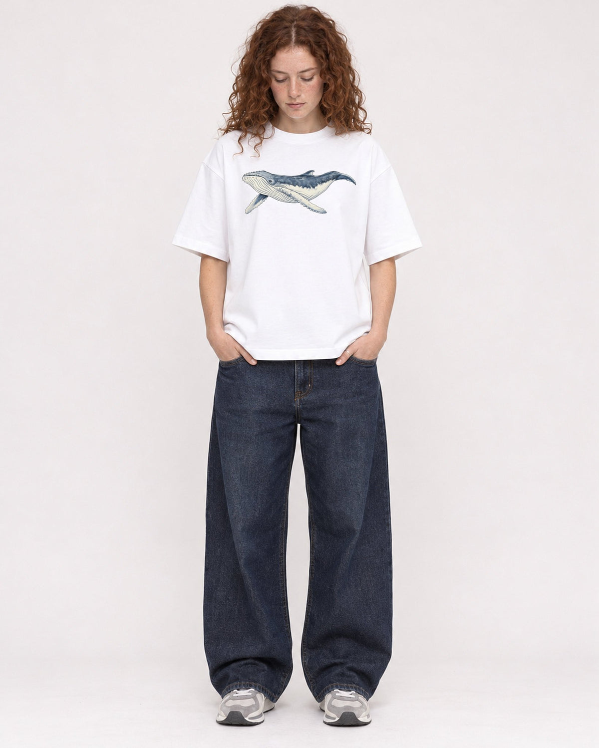 Mockup Boxy Heavyweight Tee White female full-body 09