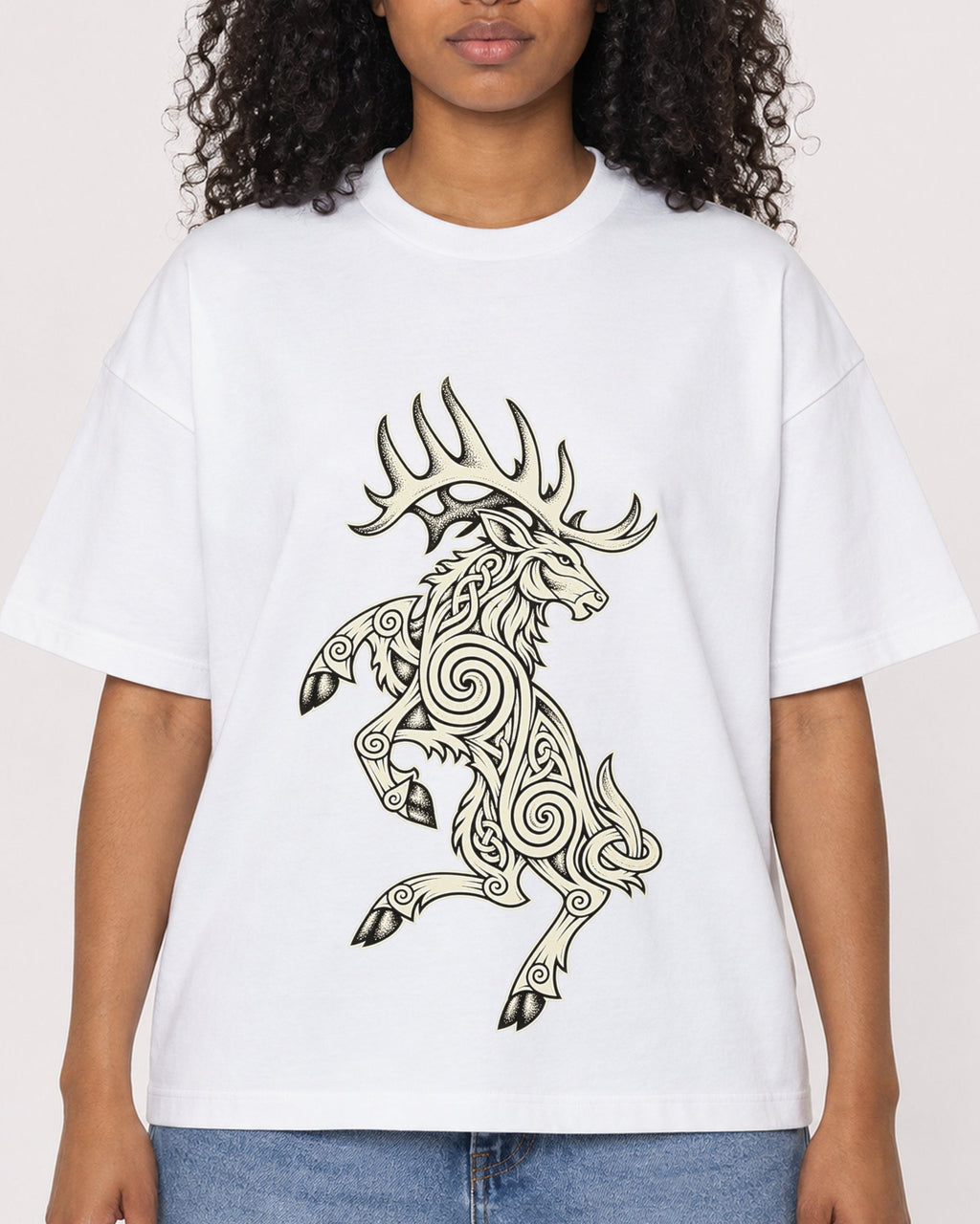Mockup Boxy Heavyweight Tee White female close-up 05
