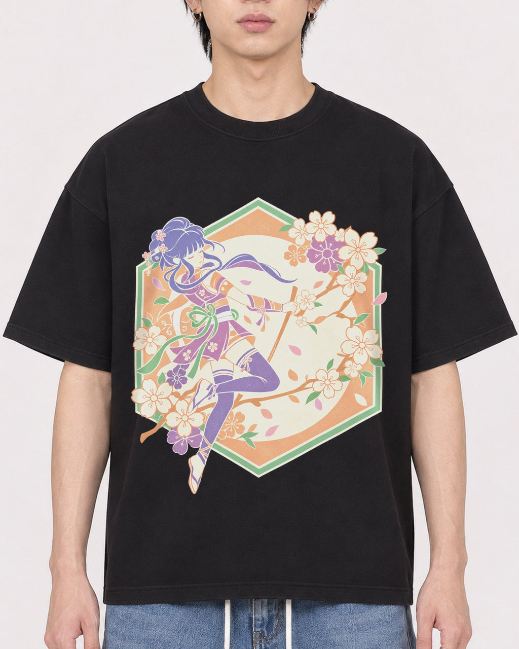 Mockup Boxy Heavyweight Tee Black male close-up 11
