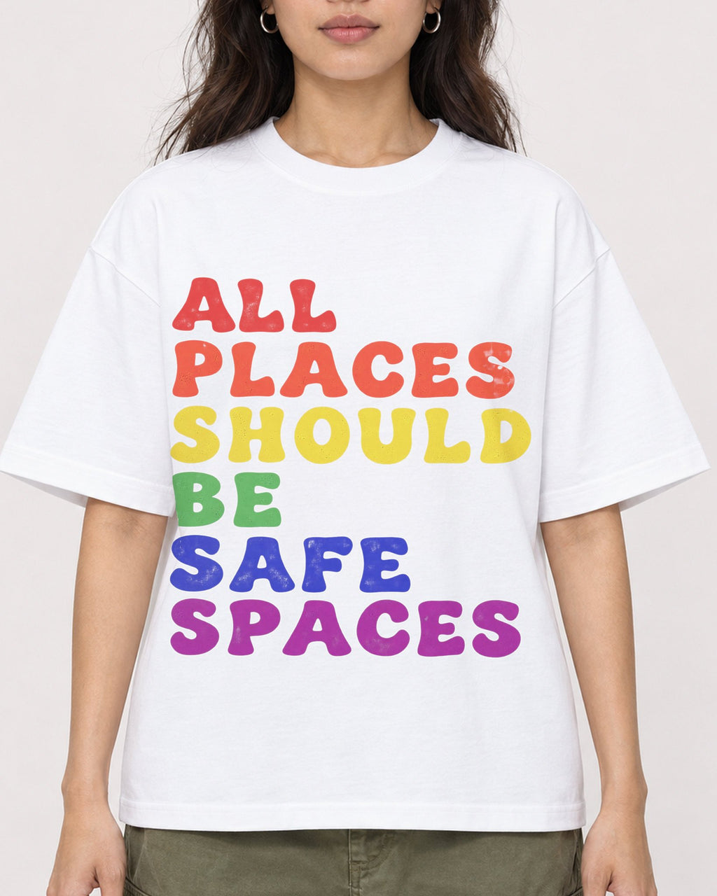 Mockup Boxy Heavyweight Tee White female close-up 02