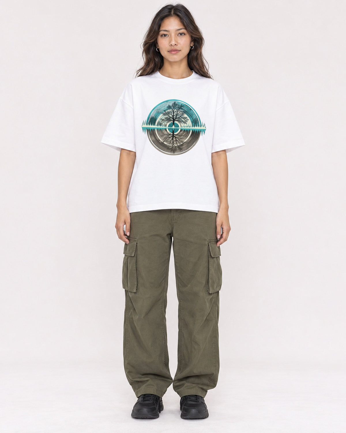 Mockup Boxy Heavyweight Tee White female full-body 02