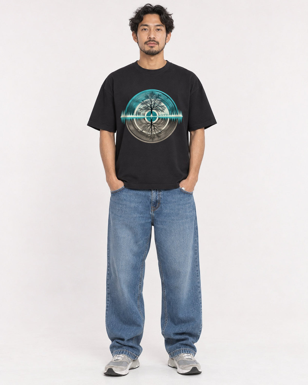 Mockup Boxy Heavyweight Tee Black male full-body 02