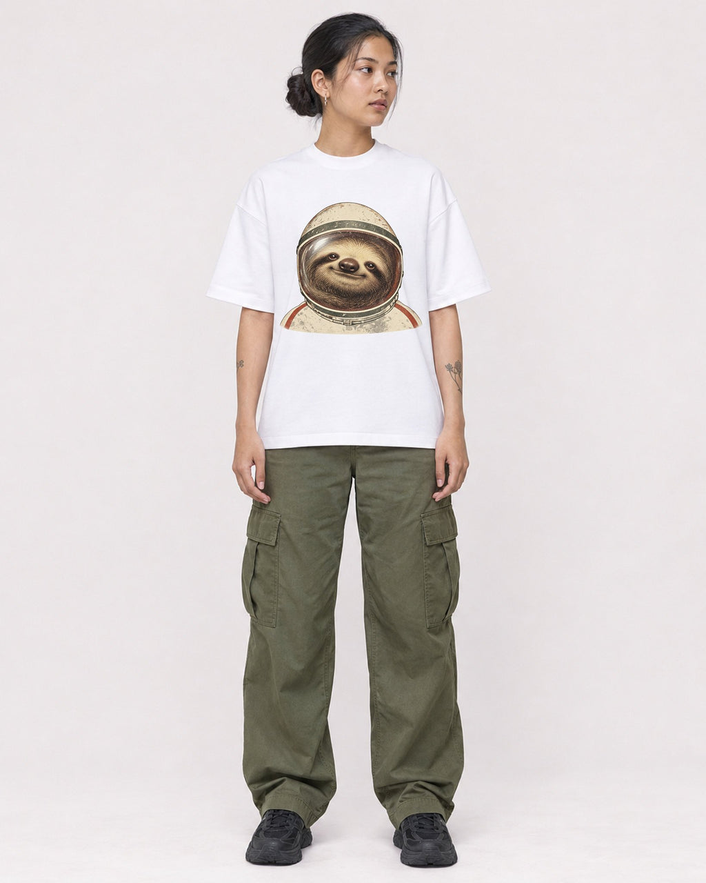 Mockup Boxy Heavyweight Tee White female full-body 12