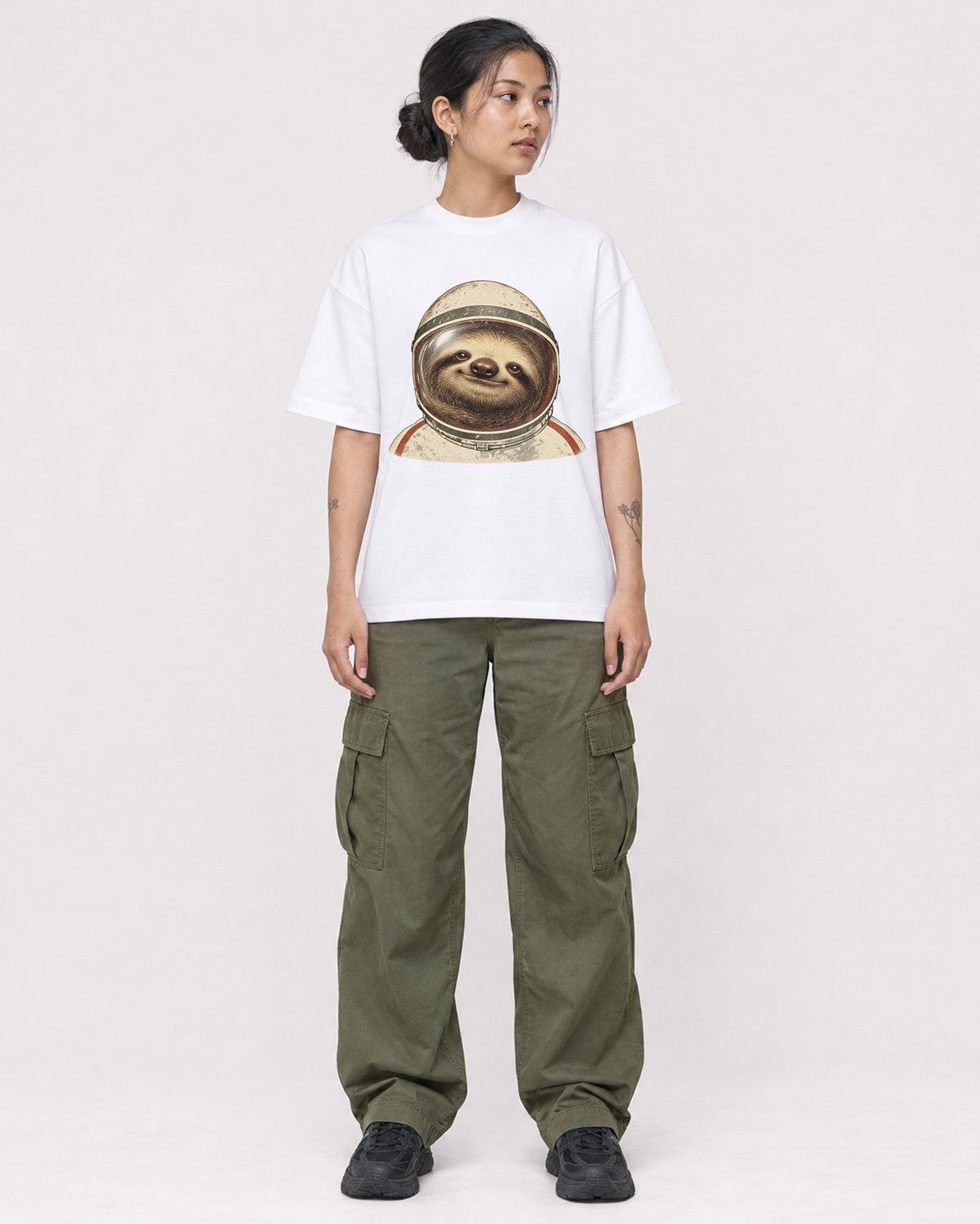 Mockup Boxy Heavyweight Tee White female full-body 12