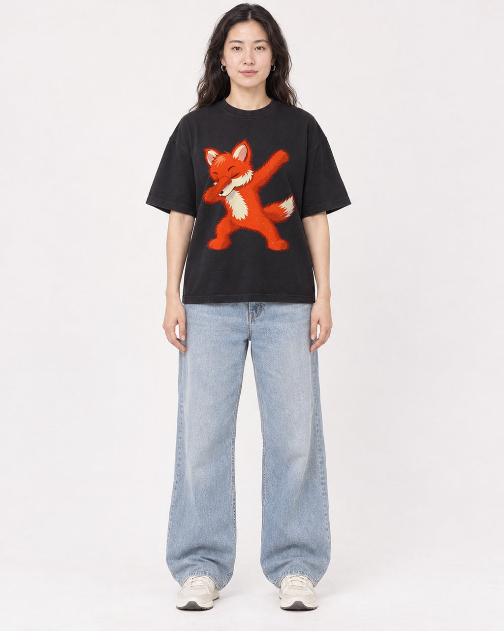 Mockup Boxy Heavyweight Tee Black female full-body 03