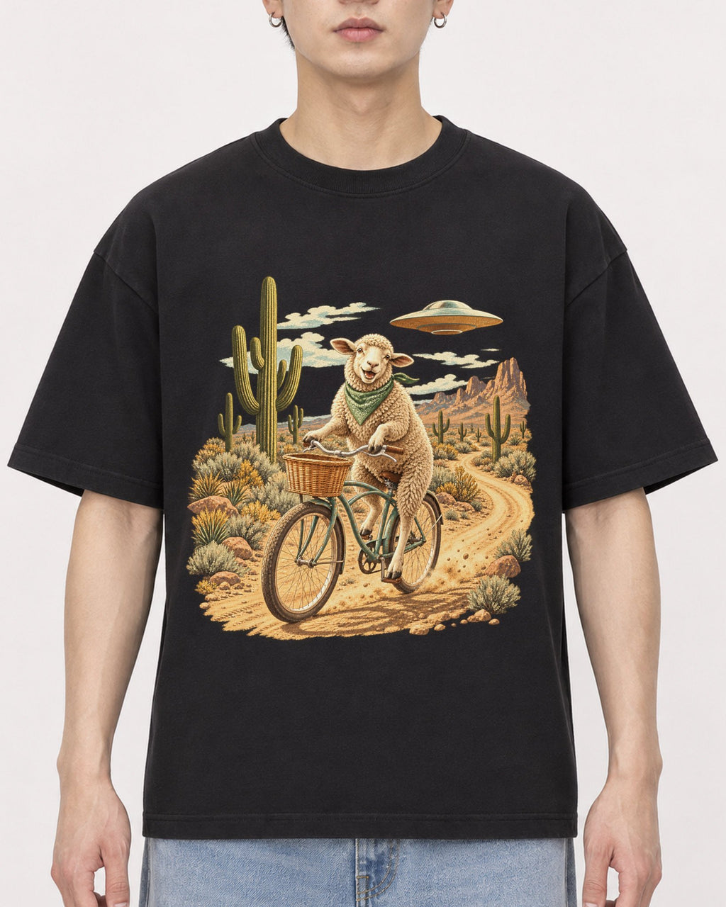 Mockup Boxy Heavyweight Tee Black male close-up 01