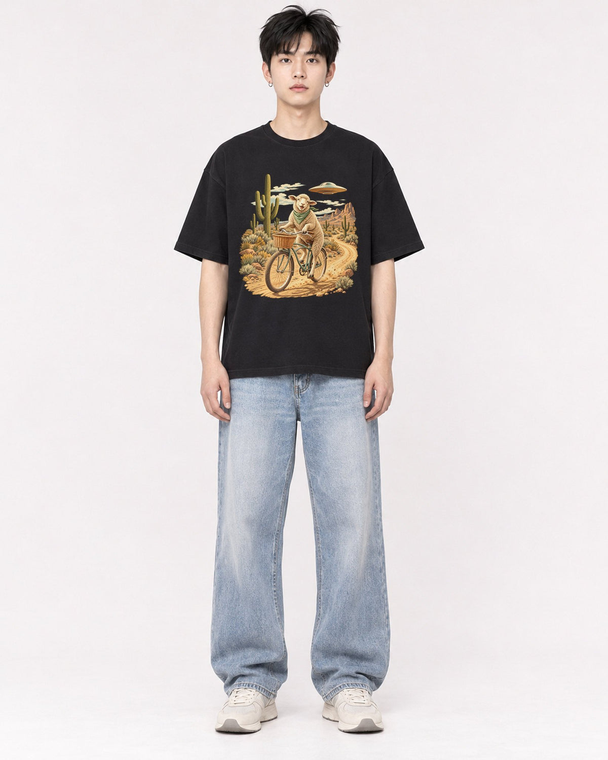 Mockup Boxy Heavyweight Tee Black male full-body 01