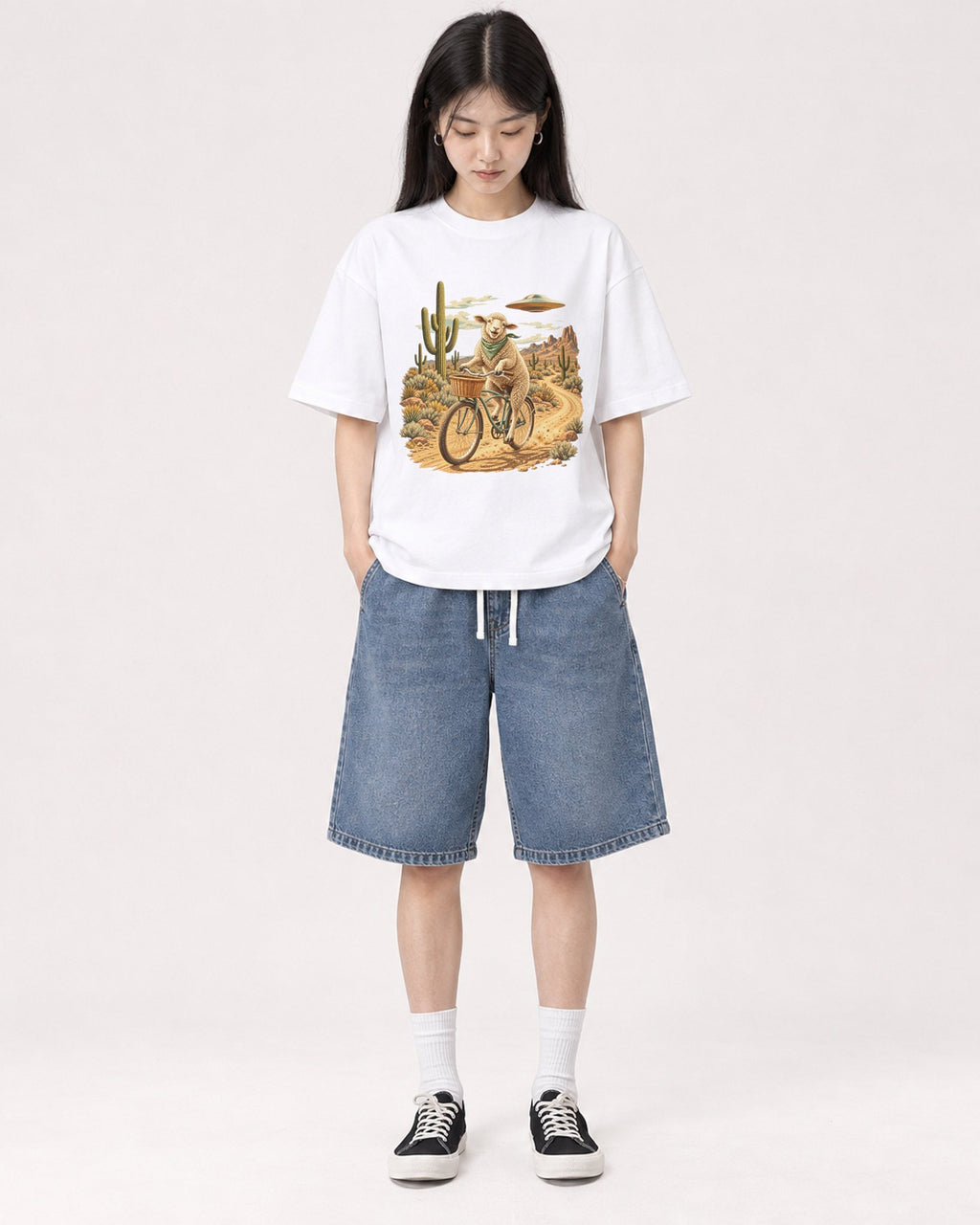 Mockup Boxy Heavyweight Tee White female full-body 01
