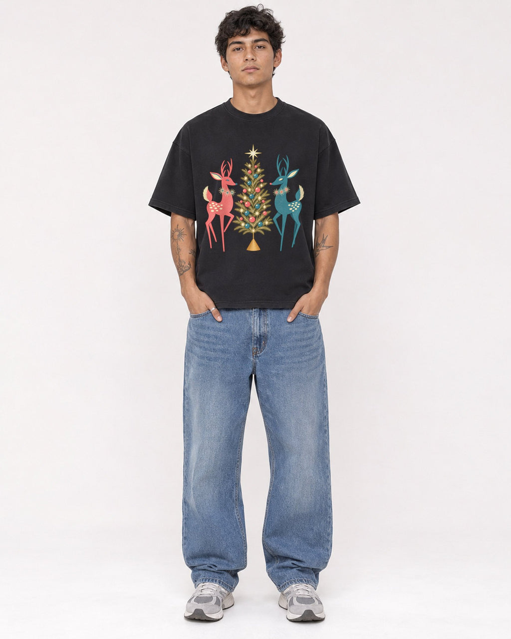 Mockup Boxy Heavyweight Tee Black male full-body 06