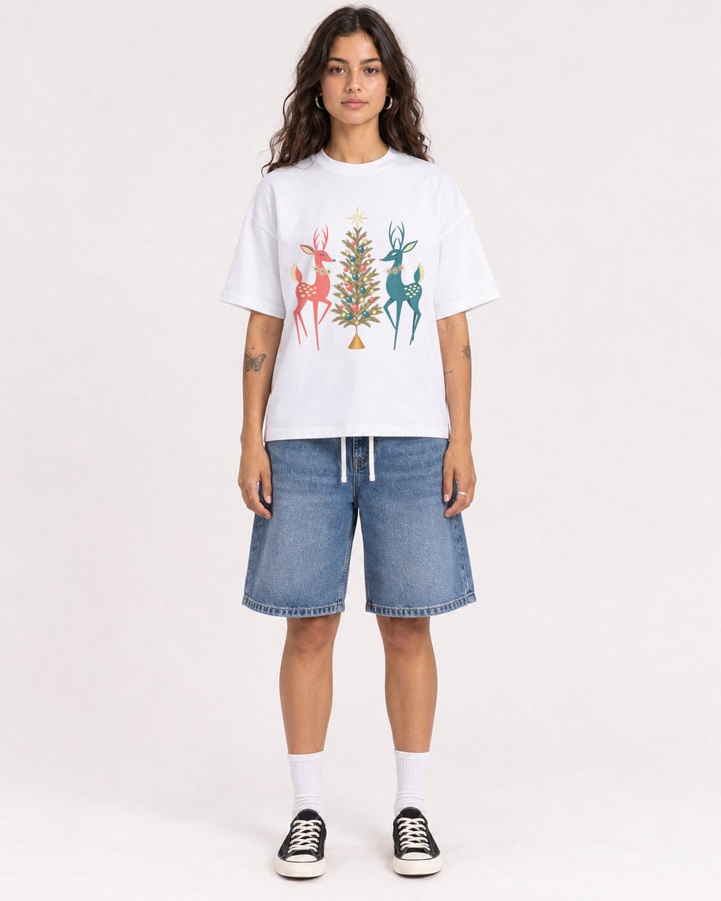 Mockup Boxy Heavyweight Tee White female full-body 06