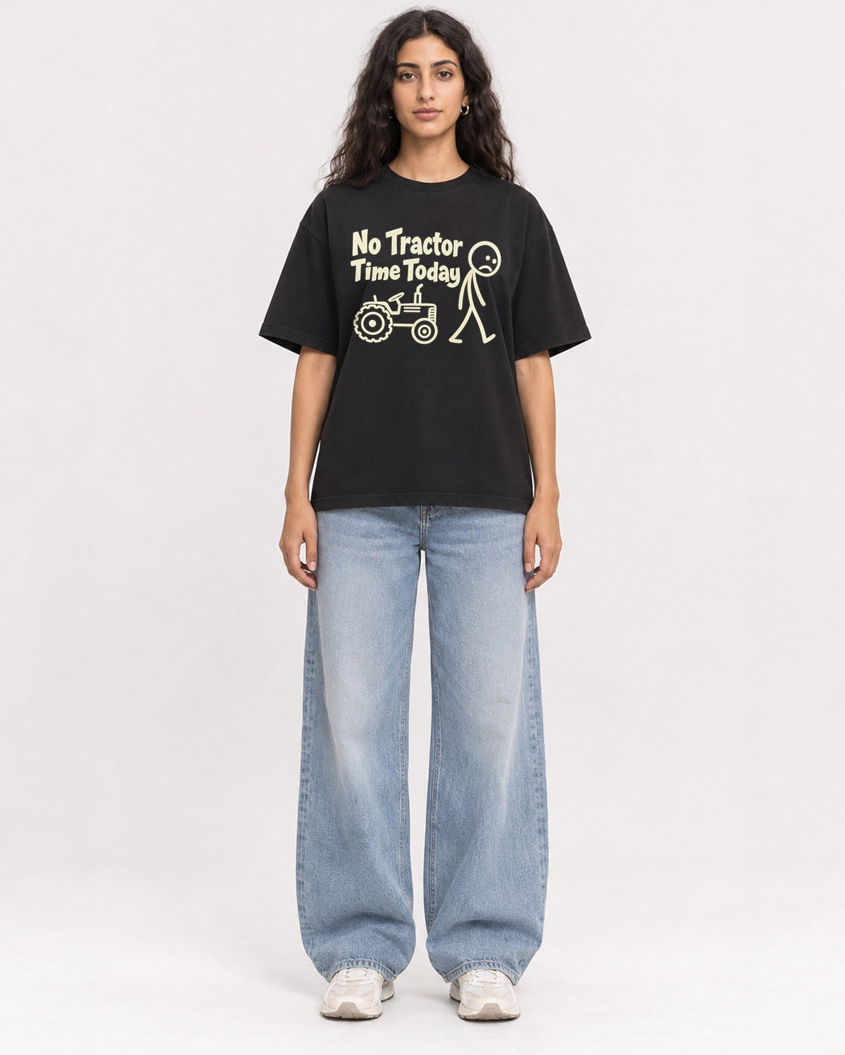 Mockup Boxy Heavyweight Tee Black female full-body 07