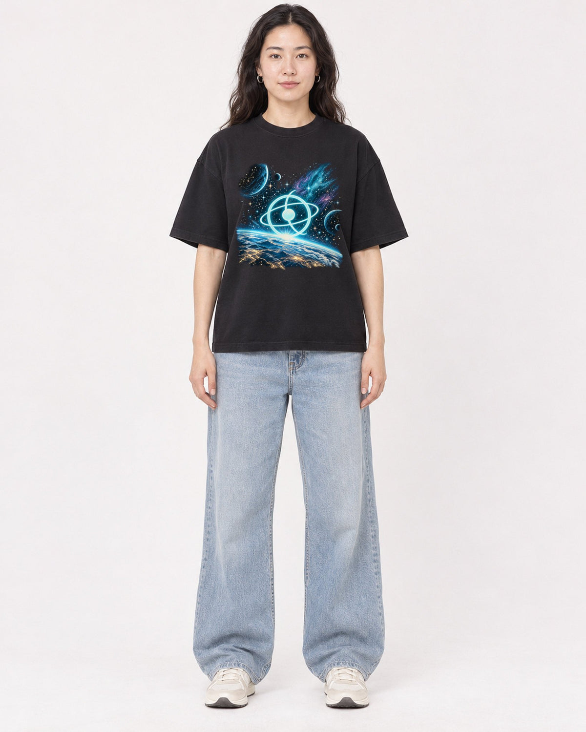 Mockup Boxy Heavyweight Tee Black female full-body 03
