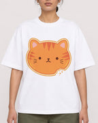 Mockup Boxy Heavyweight Tee White female close-up 17